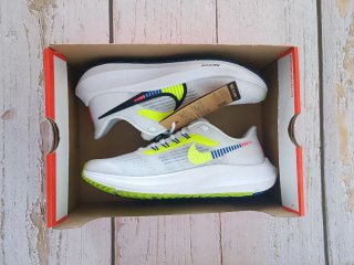 Nike Air Zoom Pegasus Blancas/Amarillas