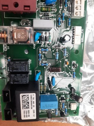 Placa electrónica Resideo Junkers y Neckar