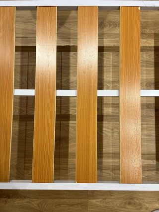 Base para cama pequeña, patas metálicas plegables