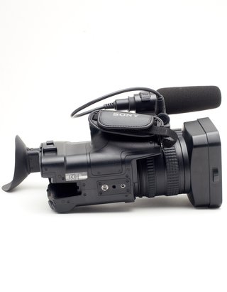Videocámara Sony HXR-NX100