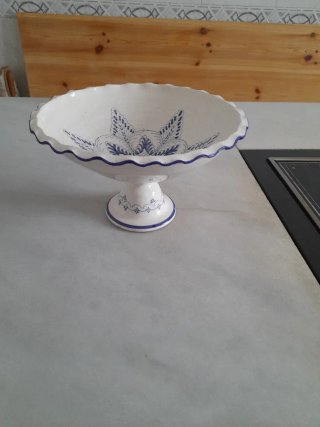 Frutero antiguo de loza