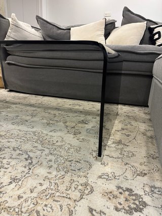Mesa de centro de cristal negro