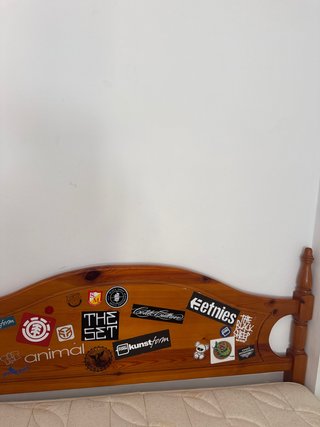 Cabecero de cama de madera