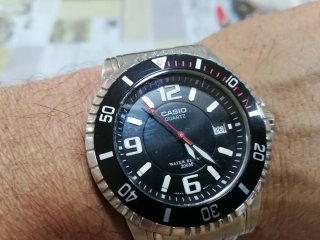 Reloj Casio 200M Sumergible