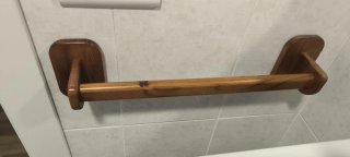 Accesorios Baño: Pila, Espejo y Estantes Madera