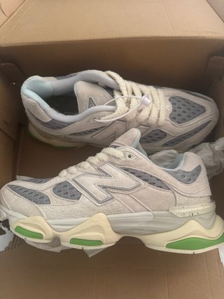 New Balance Bambas Beige y Verde