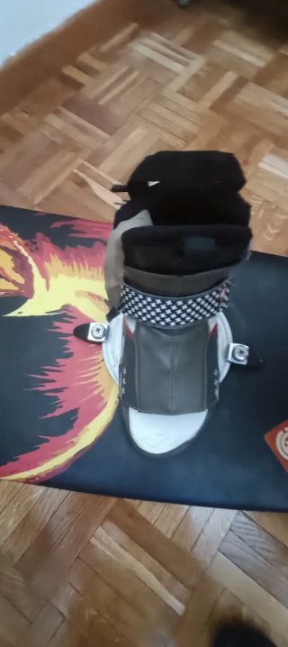 Tabla Wakeboard BH26 con Botas
