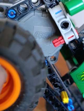 AUTO / TUTTO - TERRENO / DI LEGO