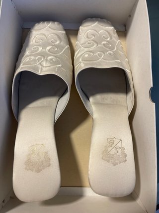 Zapatillas de boda bordadas