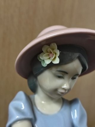 Figura Lladró Zapatos Niña Porcelana