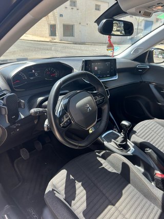Peugeot 2008 2021