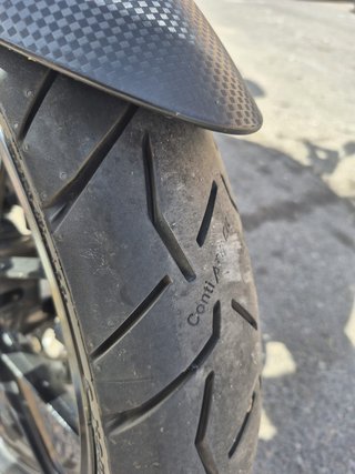 Suzuki Vstrom DL650 Negra