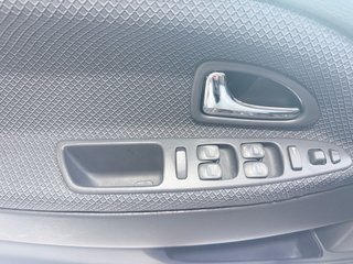 Volvo V40 1.6 ( 77.992 kms )