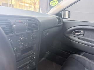 Volvo V40 1.6 ( 77.992 kms )