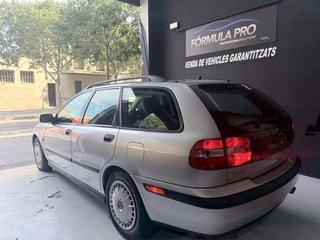 Volvo V40 1.6 ( 77.992 kms )