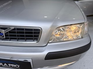 Volvo V40 1.6 ( 77.992 kms )