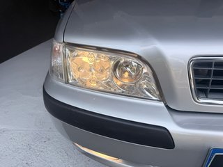 Volvo V40 1.6 ( 77.992 kms )
