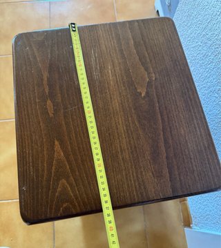 Mesita auxiliar de madera maciza