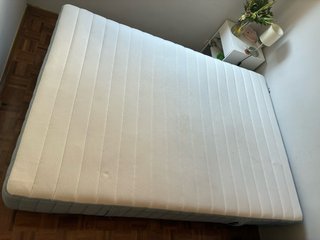 Colchón IKEA y Somier 135 x 190