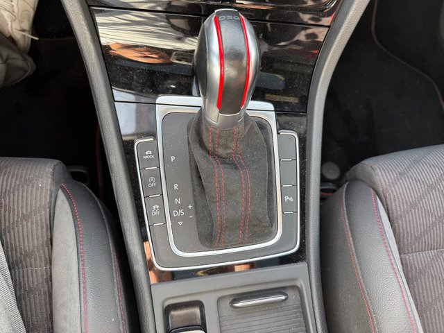 Volkswagen Golf 2020