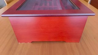 Scatola per penne stilografiche con coperchio in metacrilato