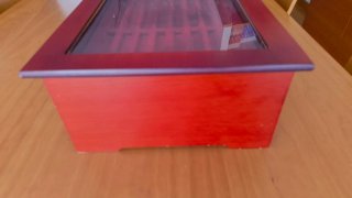Scatola per penne stilografiche con coperchio in metacrilato