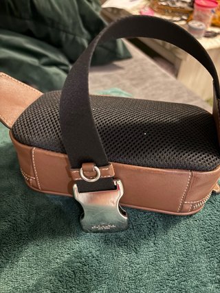 Riñonera Coach con estampado de plátanos