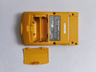 Nintendo Game Boy Color Amarilla