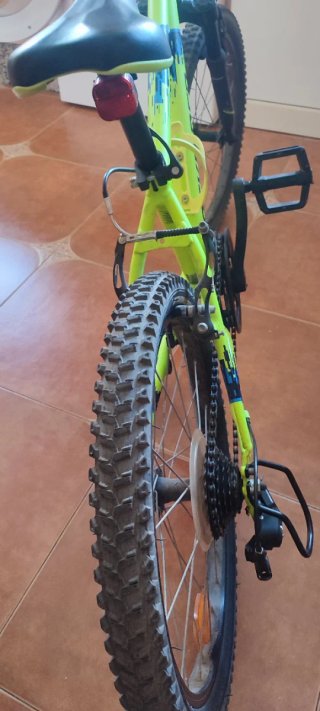 Bicicleta Rockrider ST 500 Decathlon