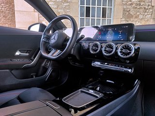 MERCEDES BENZ CLA 200 2.0 150CV DCT DE REESTRENO