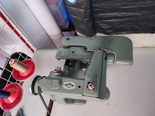 Máquina de coser Brother industrial