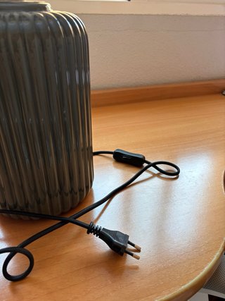 Lámpara de mesa IKEA SNÖBYAR