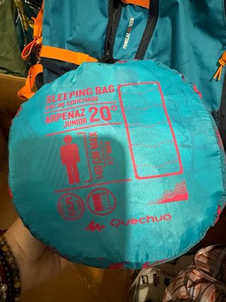 Conjunto Mochila, Saco y Esterillas Quechua