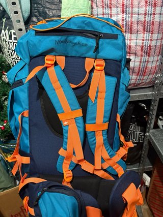 Conjunto Mochila, Saco y Esterillas Quechua