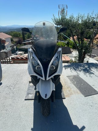 Kymco Super Dink 125i Maxi Scooter