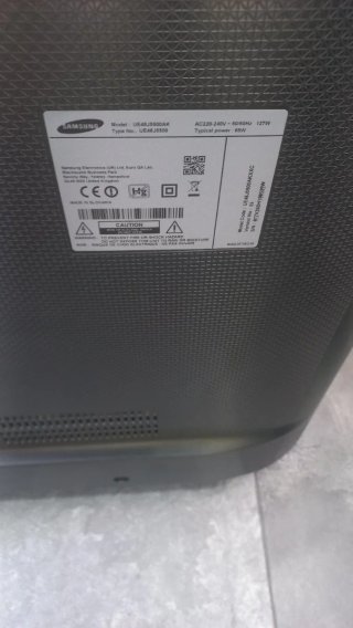 TV Samsung Smart 48 Negra y Plateada