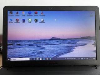 Asus Vivobook 15 X540UAR Portatile+caricatore+scatola