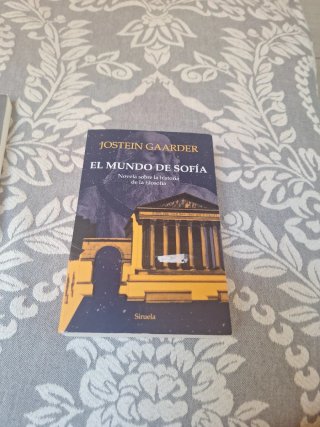 El mundo de Sofía Novela sobre la historia de l...
