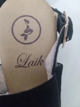 Sandalias cuña alta verano negras