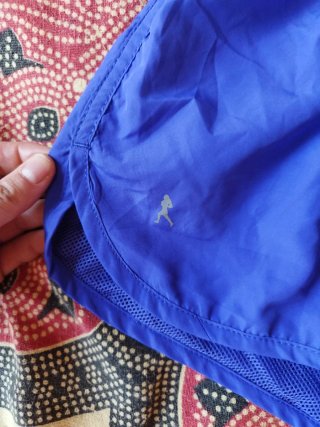 Pantalón corto deportivo mujer azul