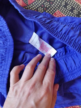 Pantalón corto deportivo mujer azul