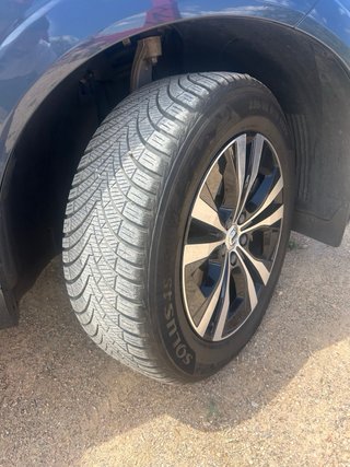 Neumáticos todo tiempo casi nuevos 235/60 R18 107V