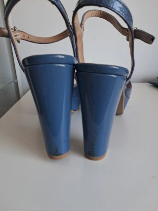 Conjunto Patricia Miller: Zapatos y Bolso Azul