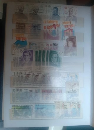 Colección 250 sellos Juan Carlos I