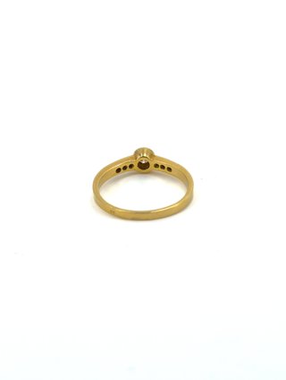 049-01-00163 Anillo Oro 18K con Diamantes
