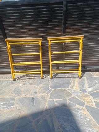 Caballete de obra amarillo regulable