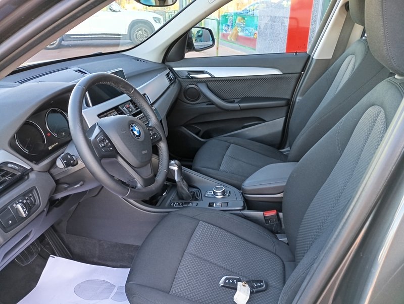 BMW X1 sDrive18d 2020, foto 8