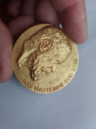 2 Medallas Antoni Gaudí y Josep Andreu