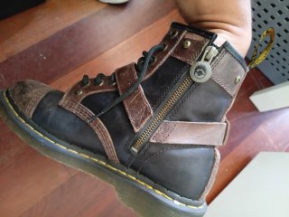 Botas Dr. Martens 1460 Mad Max Ed. Limitada