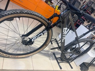 *CHOLLO SOLO HOY* BMC Twostroke Talla L